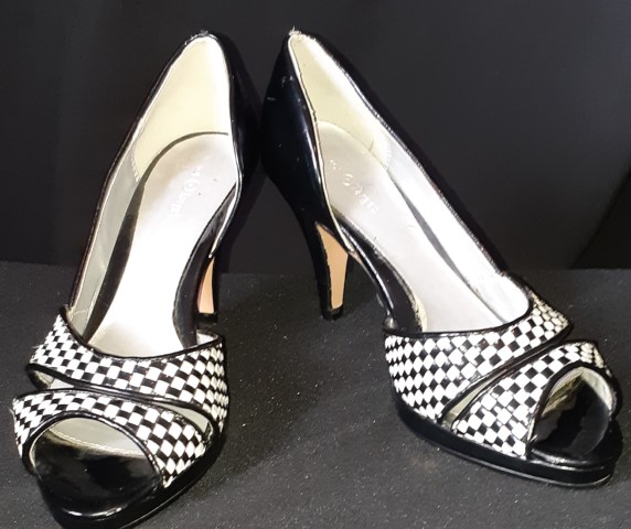Gingham print, synthetic peep-toe heels by 'Target', size 6