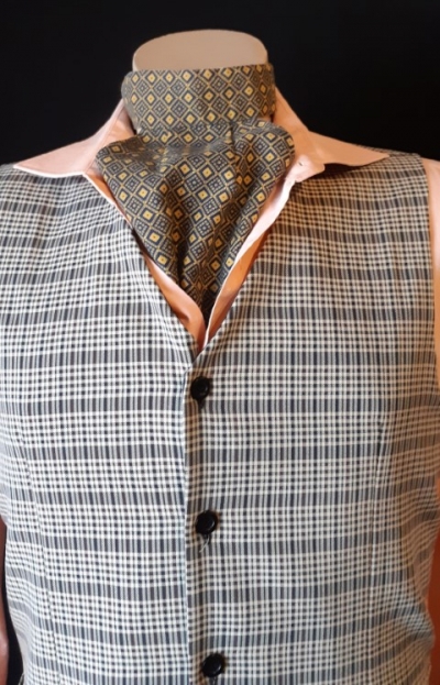 Cravat/ Ascot, Olive print, rayon.a