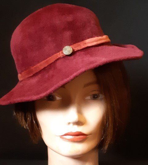 1940's Velvet Maroon Hat, size 56cm