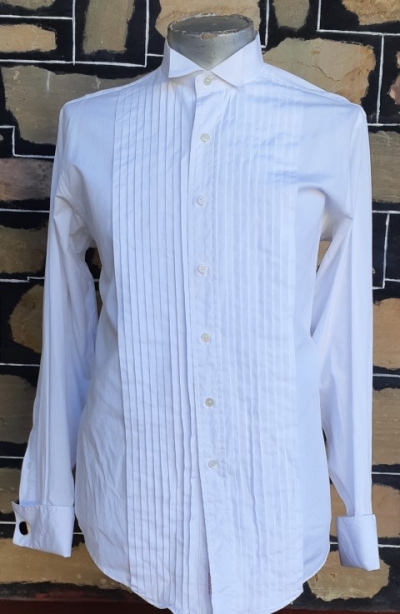 Vintage Winged tipped white dinner shirt, USA, 100% cotton by 'Brooks Brothers', size XL-2XL