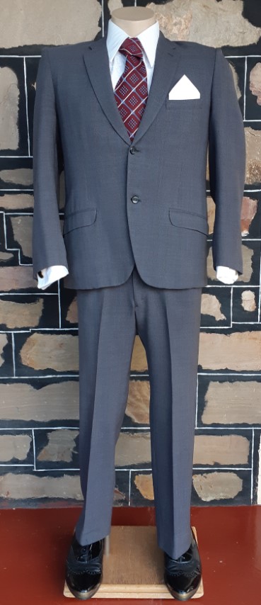 1950's 2 piece suit, Fine grey checked, wool, by 'Don Tailors of Adelaide' size S-30"